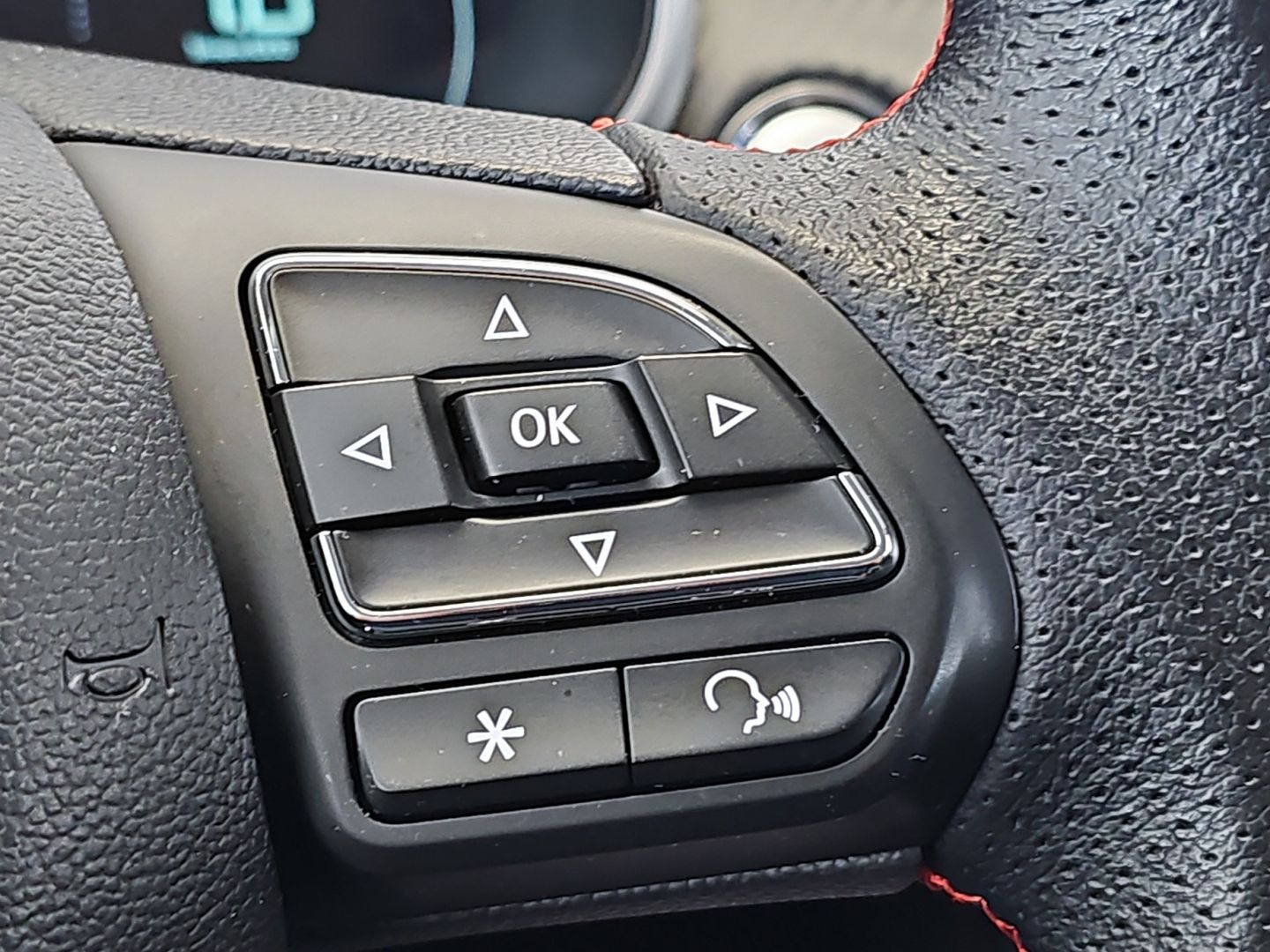 MG ZS 1.0T Luxury Auto 82 kW (111 CV)