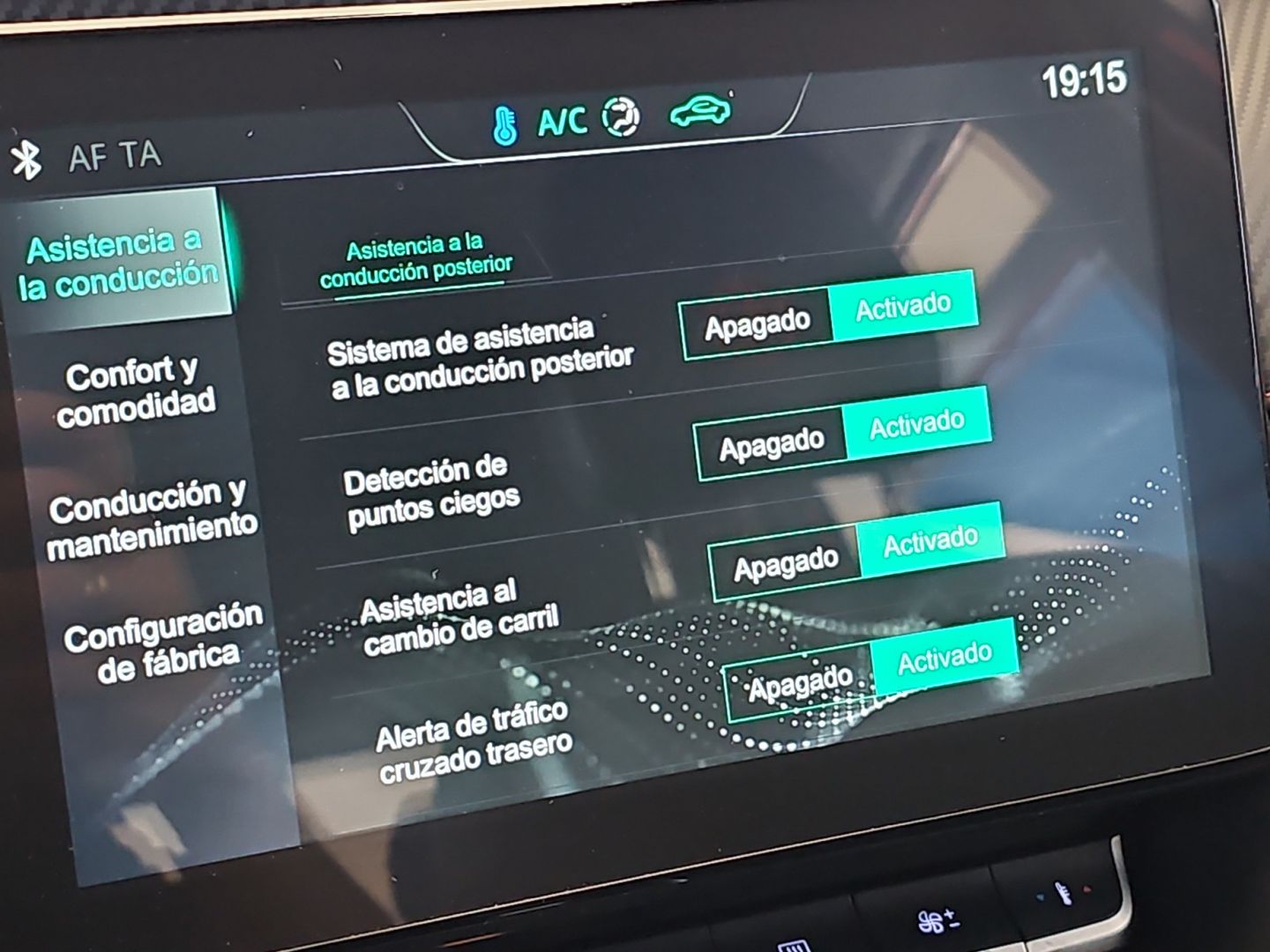 MG ZS 1.0T Luxury Auto 82 kW (111 CV)