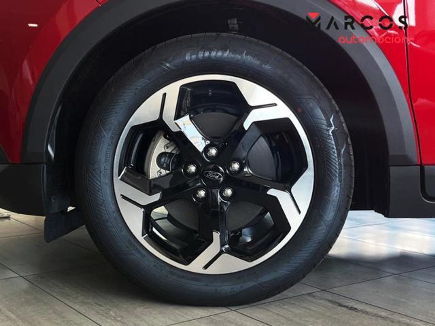 Ford Tourneo Courier BEV 43,5kWh Active Auto 100 kW (136 CV)