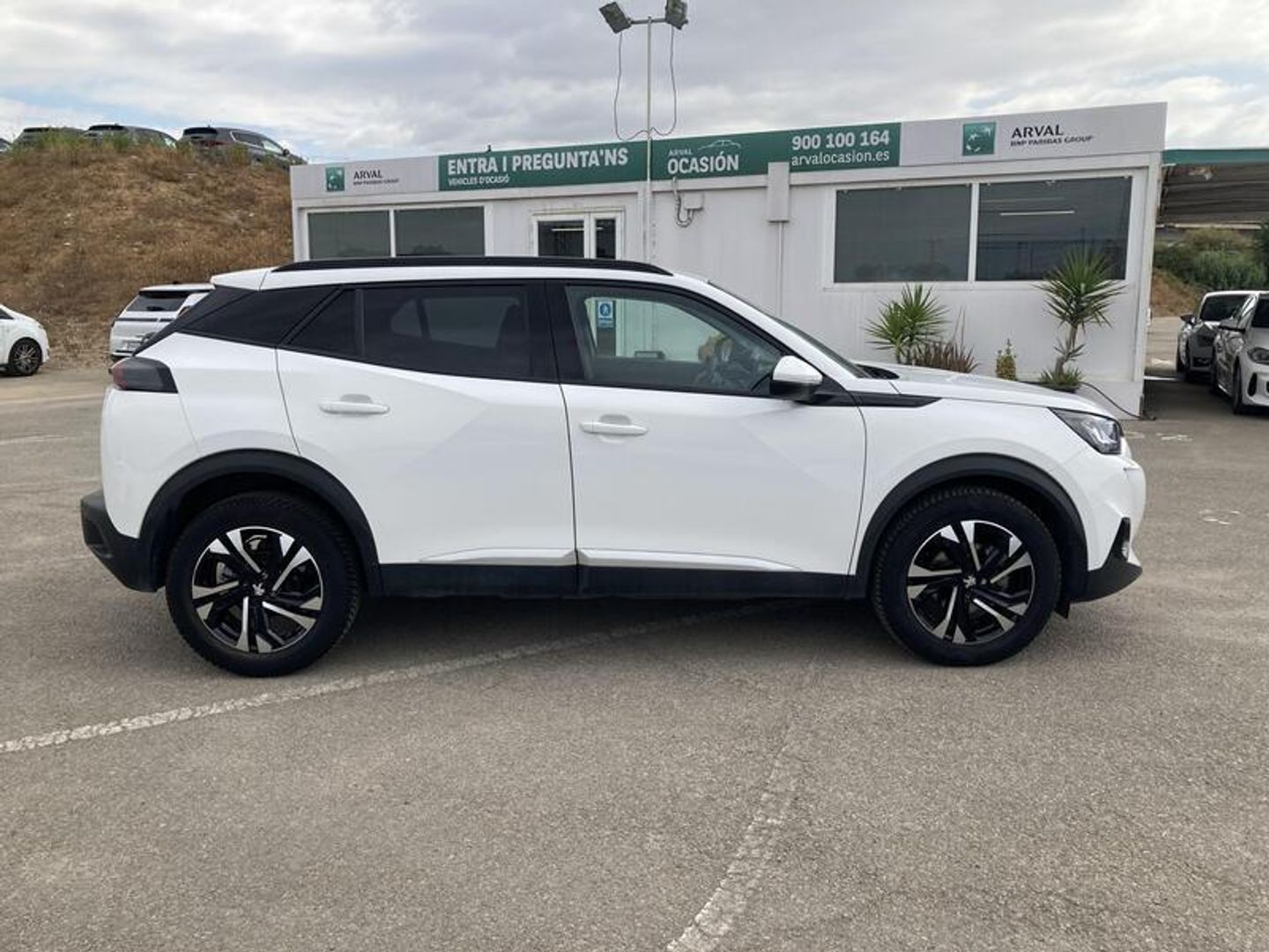 Peugeot 2008 PureTech 130 S&S Allure Pack EAT8 96 kW (130 CV)