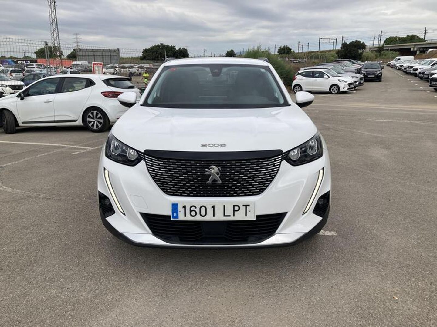 Peugeot 2008 PureTech 130 S&S Allure Pack EAT8 96 kW (130 CV)