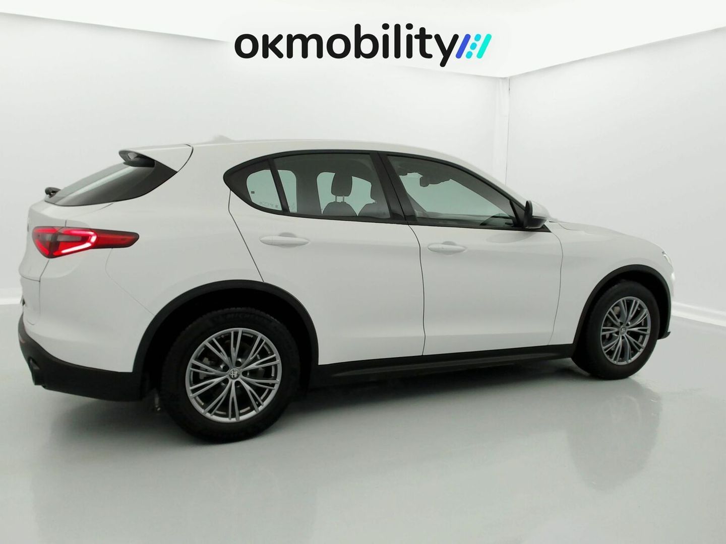 Alfa Romeo Stelvio 2.2 Diésel Super RWD 118 kW (160 CV)