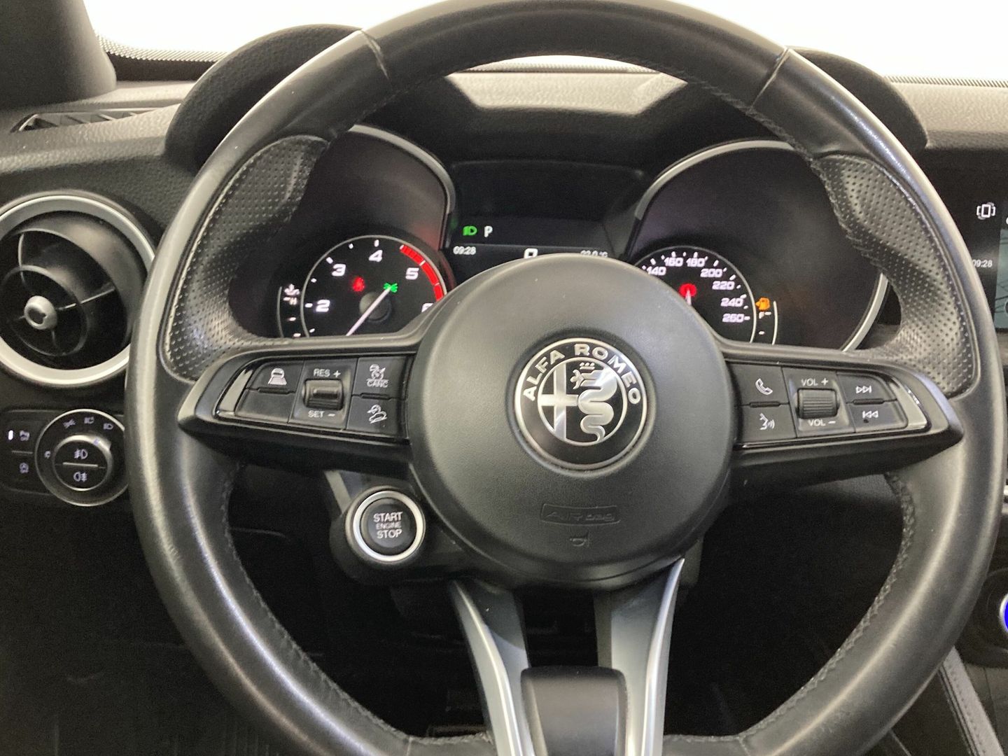 Alfa Romeo Stelvio 2.2 Diésel Super RWD 118 kW (160 CV)