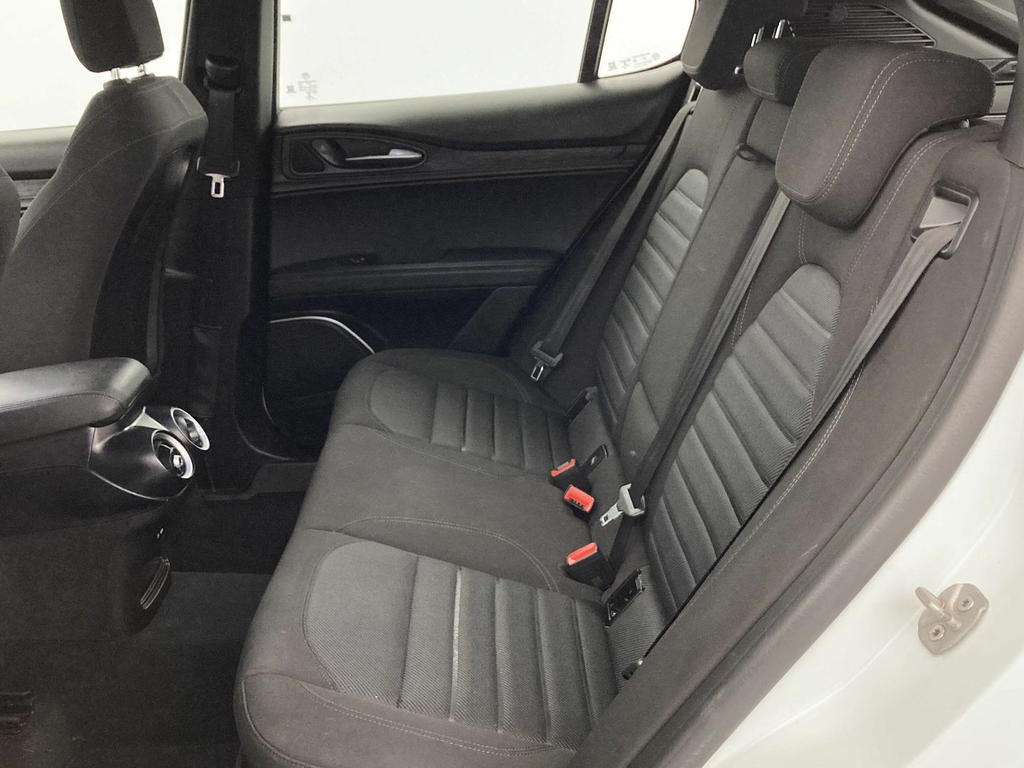 Alfa Romeo Stelvio 2.2 Diésel Super RWD 118 kW (160 CV)