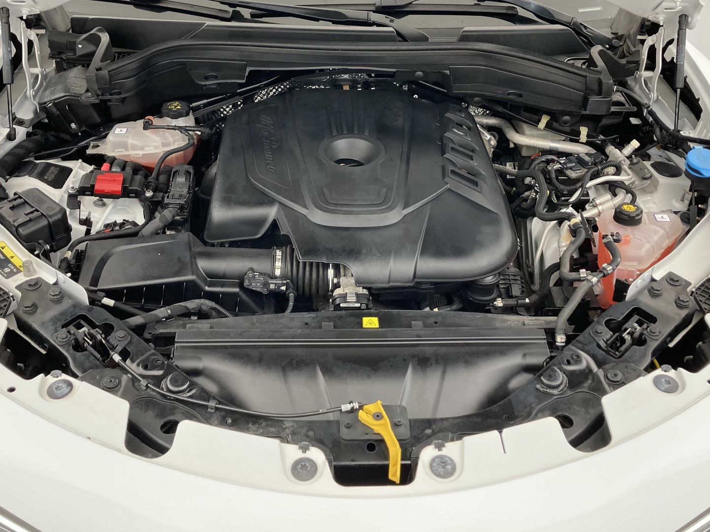 Alfa Romeo Stelvio 2.2 Diésel Super RWD 118 kW (160 CV)