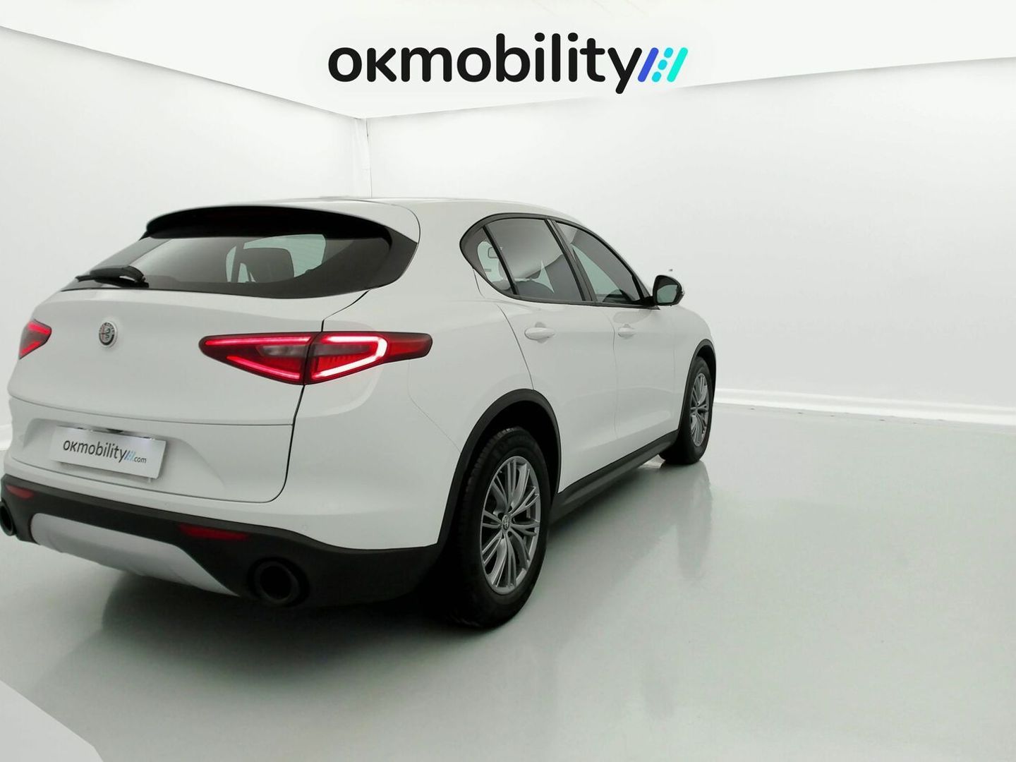 Alfa Romeo Stelvio 2.2 Diésel Super RWD 118 kW (160 CV)