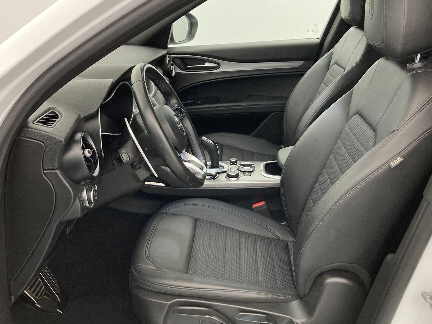 Alfa Romeo Stelvio 2.2 Diesel Sprint RWD 118 kW (160 CV)