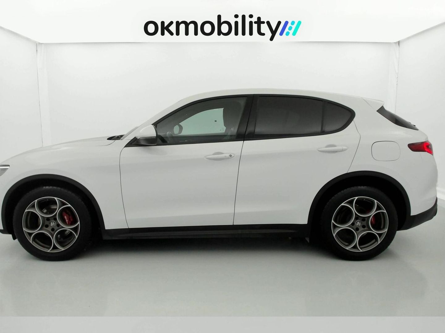 Alfa Romeo Stelvio 2.2 Diesel Sprint RWD 118 kW (160 CV)