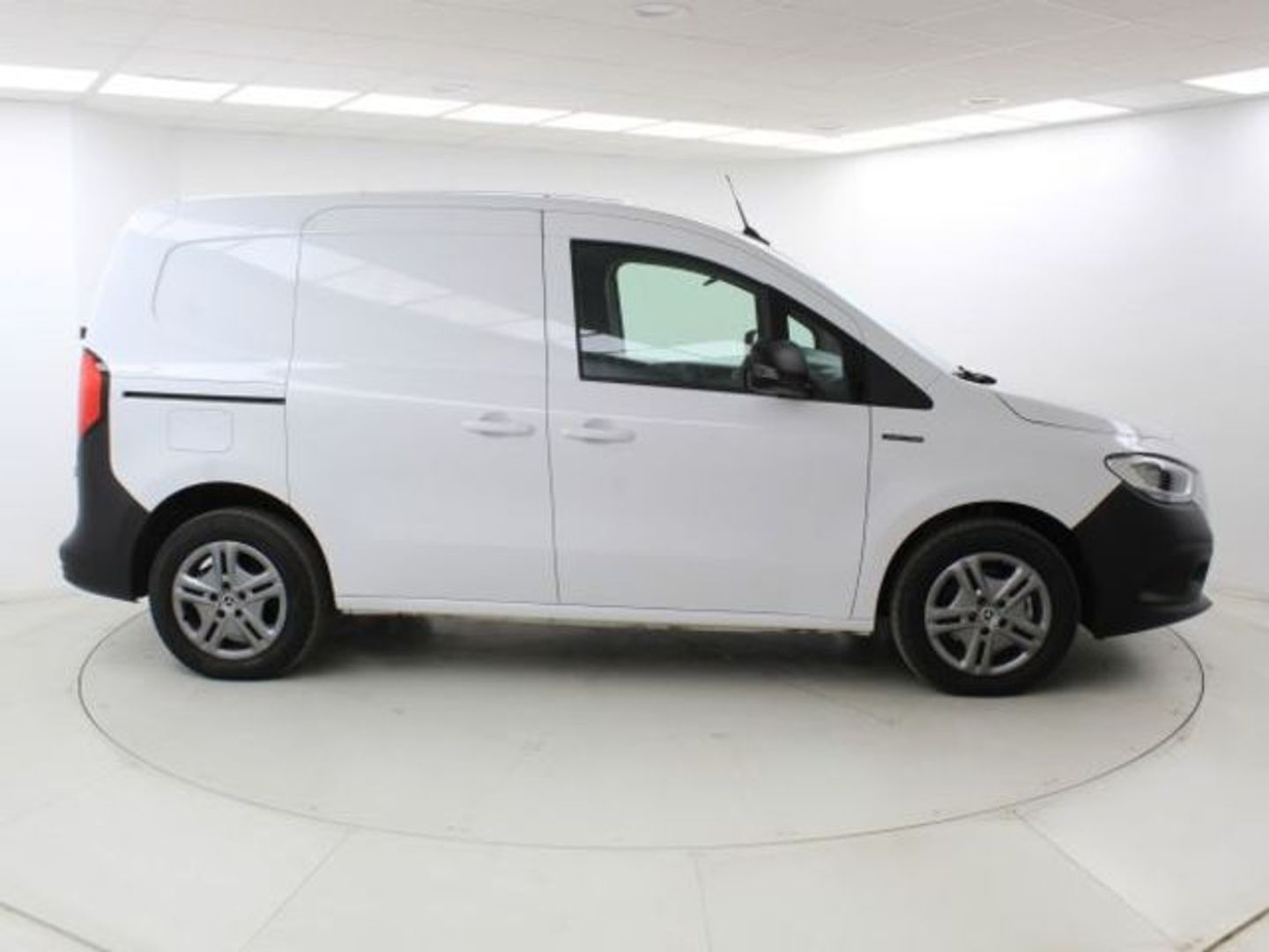 Mercedes-Benz eCitan Electrico Pro Largo 90 kW (122 CV)