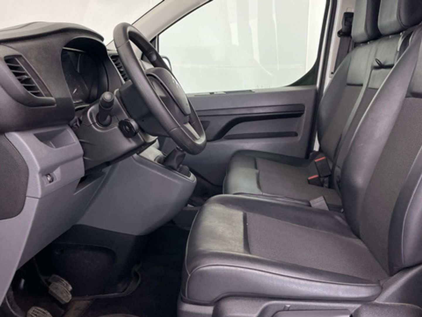 Citroen Jumpy Furgon BlueHDi 100 S&S Talla XS Control 75 kW (102 CV)