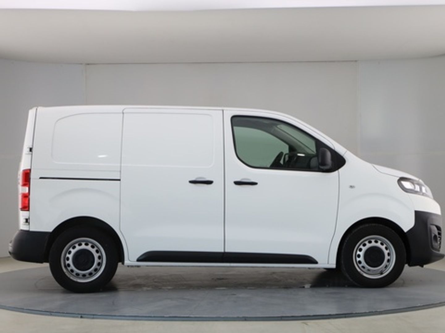 Citroen Jumpy Furgon BlueHDi 100 S&S Talla XS Control 75 kW (102 CV)