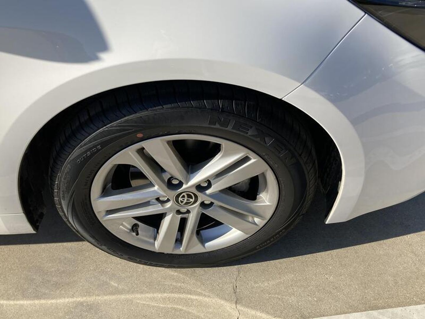 Toyota Corolla 1.8 125 Híbrido Active Tech E-CVT 90 kW (122 CV)