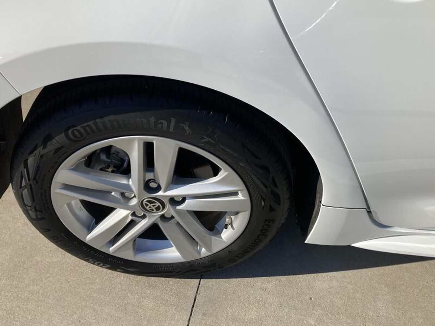 Toyota Corolla 1.8 125 Híbrido Active Tech E-CVT 90 kW (122 CV)