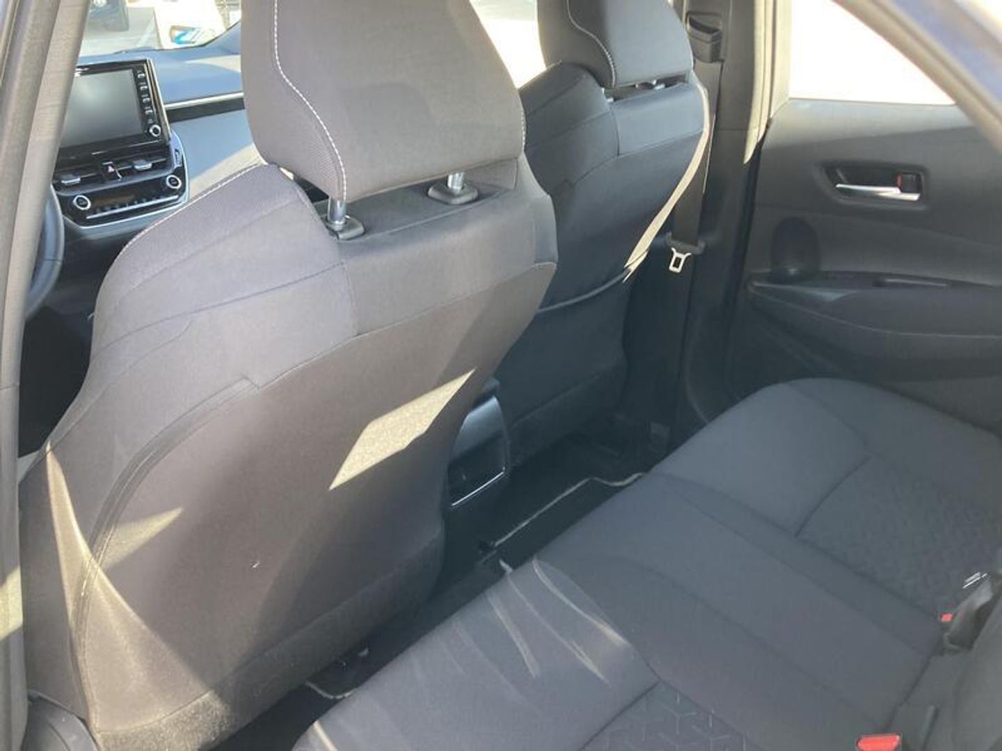 Toyota Corolla 1.8 125 Híbrido Active Tech E-CVT 90 kW (122 CV)