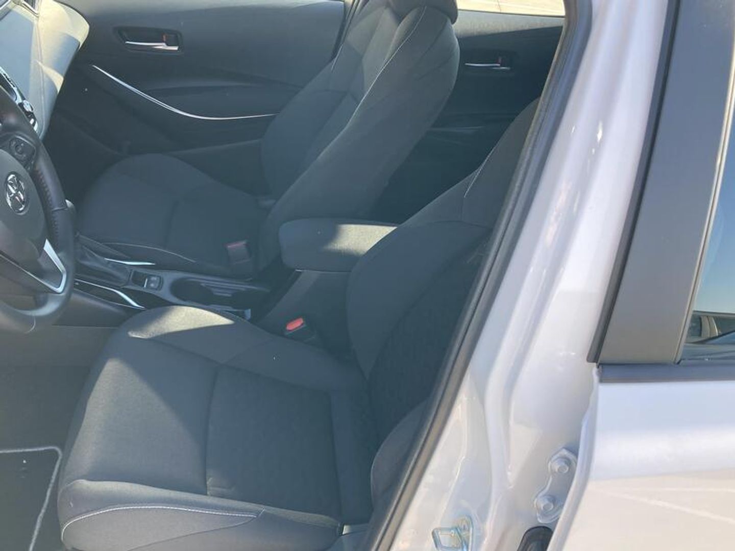 Toyota Corolla 1.8 125 Híbrido Active Tech E-CVT 90 kW (122 CV)