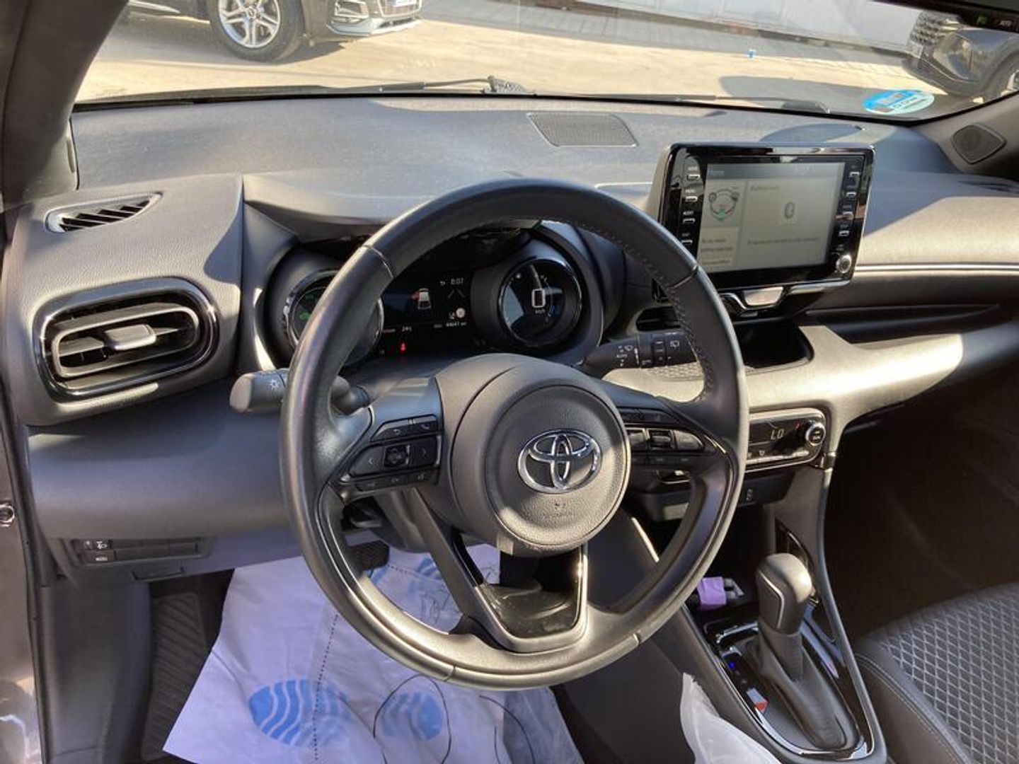 Toyota Yaris 120H Style 85 kW (116 CV)