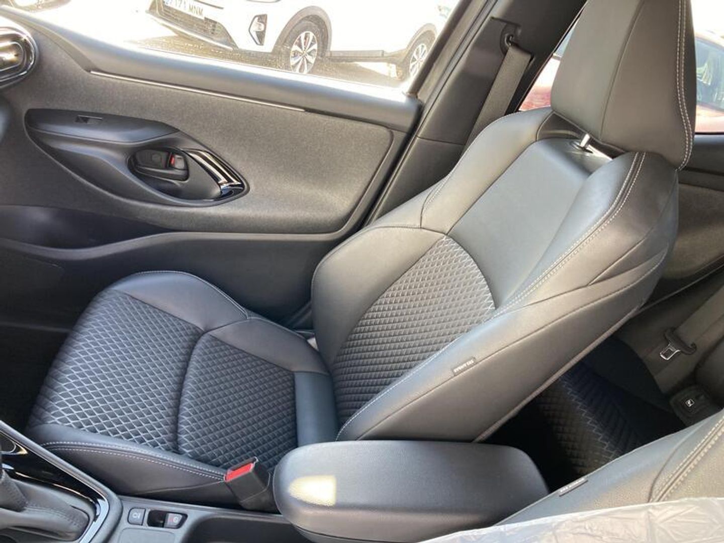 Toyota Yaris 120H Style 85 kW (116 CV)