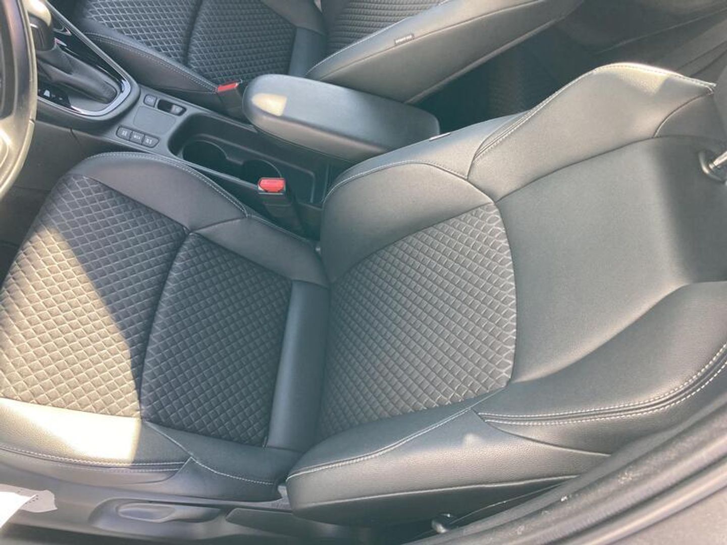 Toyota Yaris 120H Style 85 kW (116 CV)