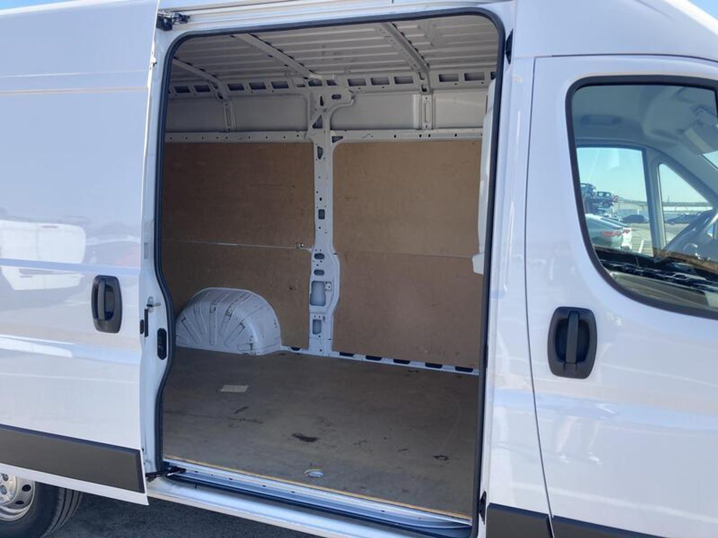 Peugeot Boxer Furgon BlueHDi 120 333 L2H2 88 kW (120 CV)
