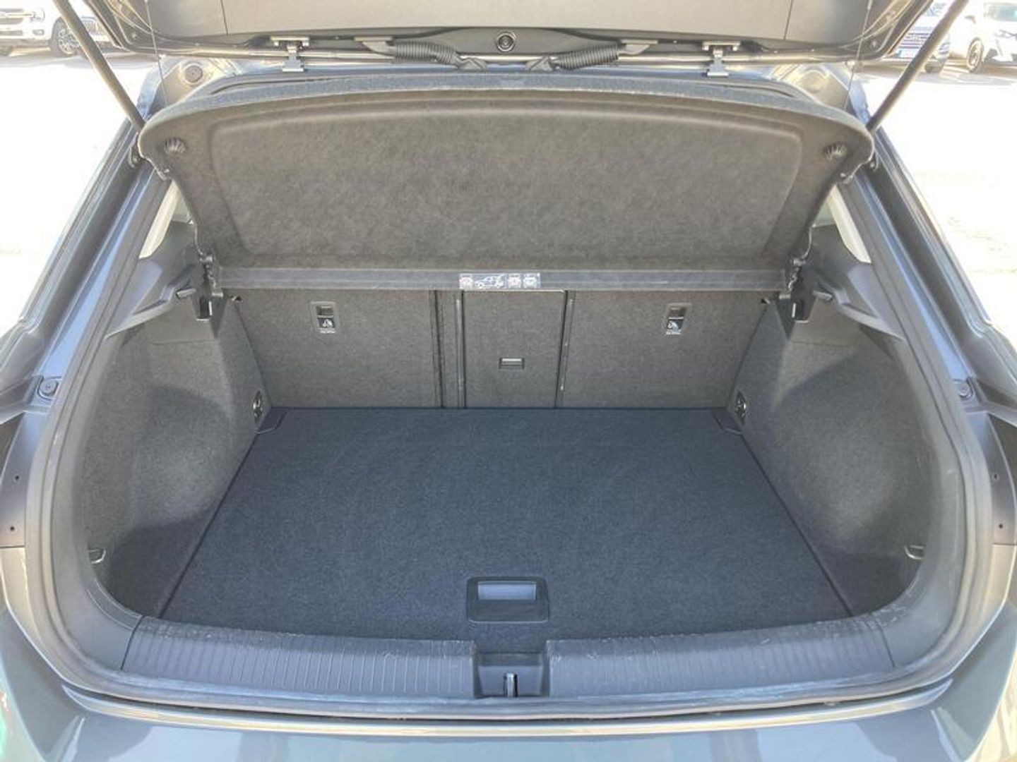 Volkswagen T-Roc Advance 1.0 TSI 81 kW (110 CV)