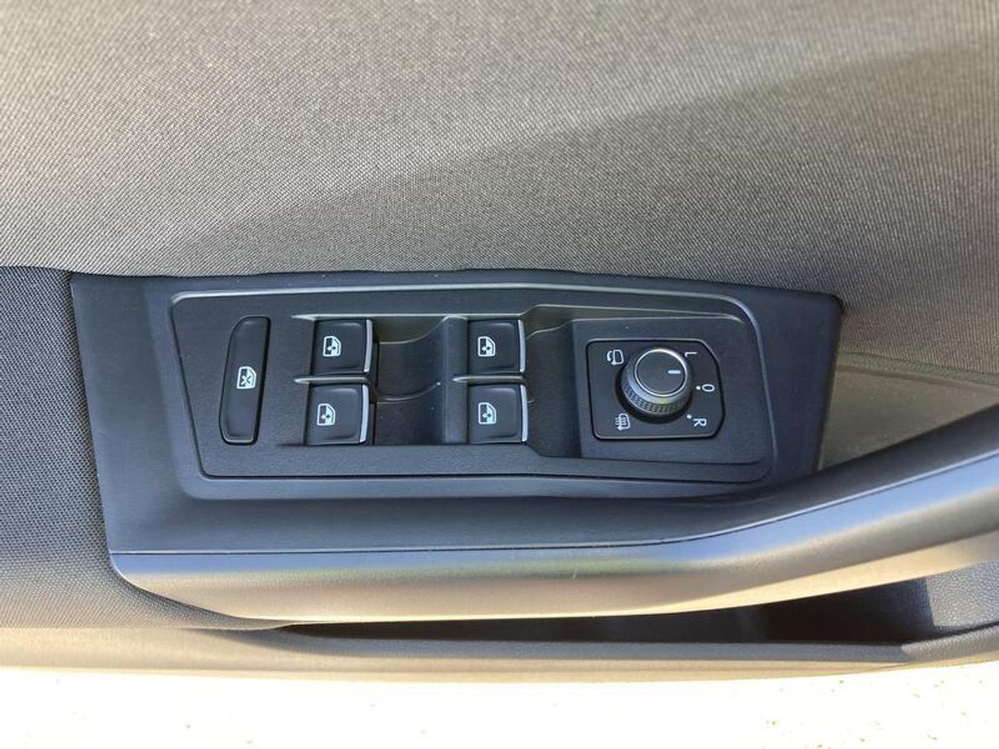 Volkswagen T-Roc Advance 1.0 TSI 81 kW (110 CV)