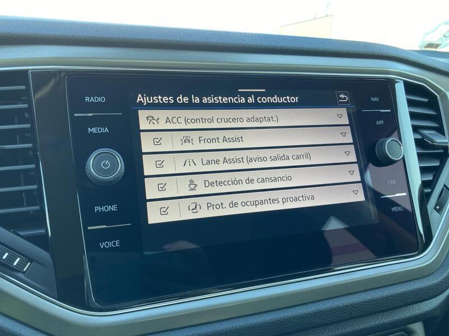 Volkswagen T-Roc Advance 1.0 TSI 81 kW (110 CV)