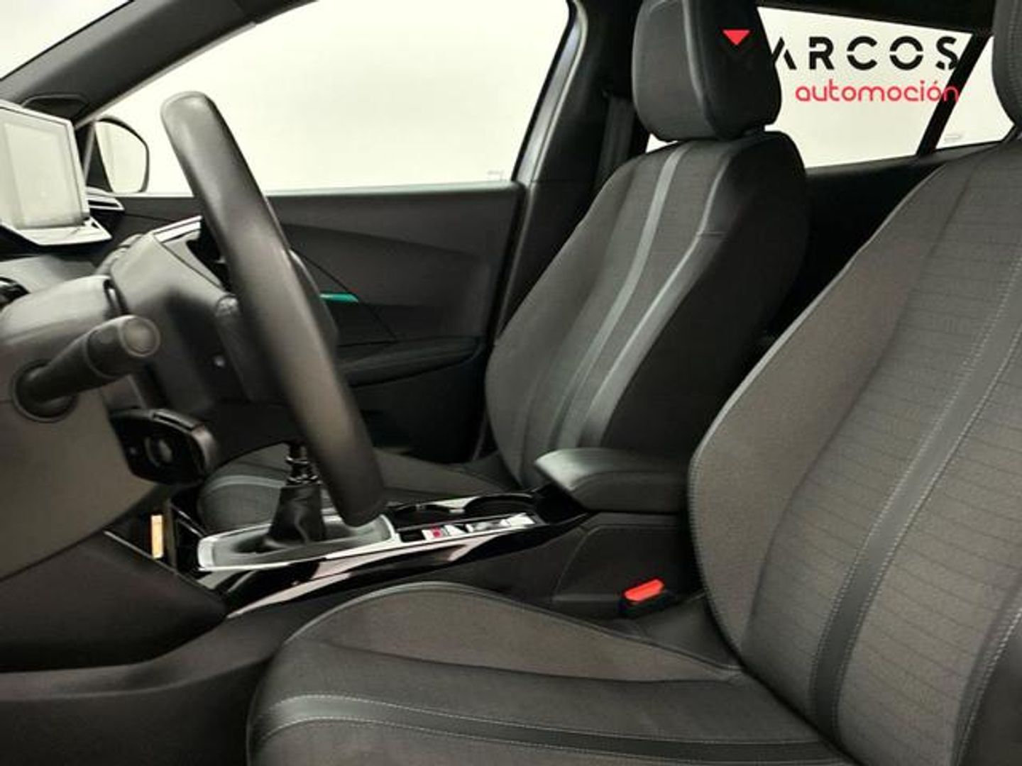 Peugeot 2008 PureTech 100 S&S Allure 75 kW (100 CV)
