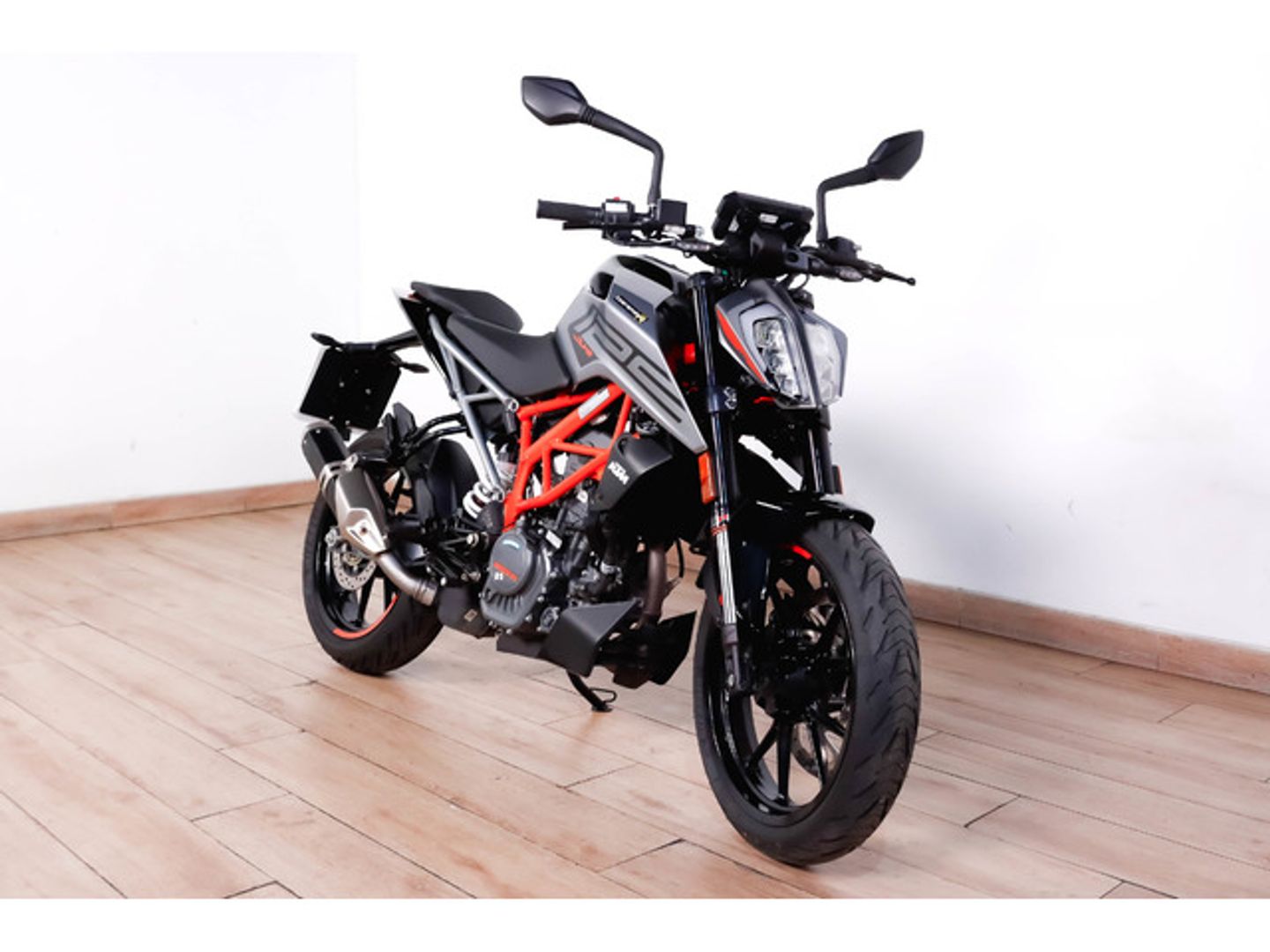 KTM Duke 125