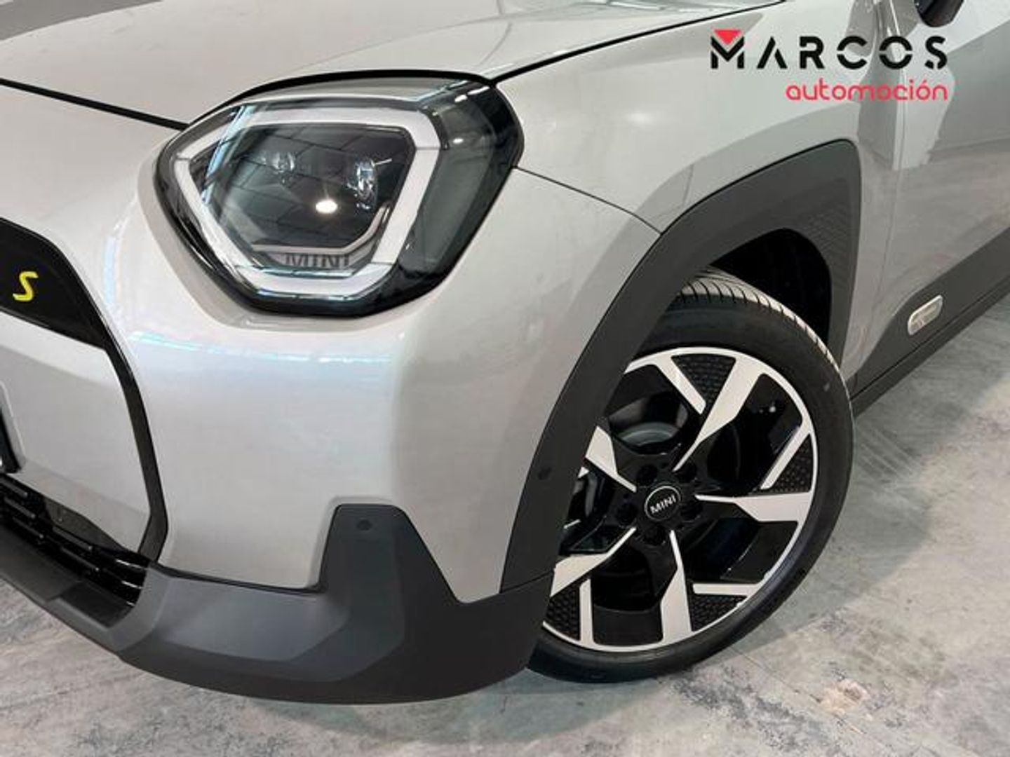 MINI MINI Aceman SE 160 kW (218 CV)