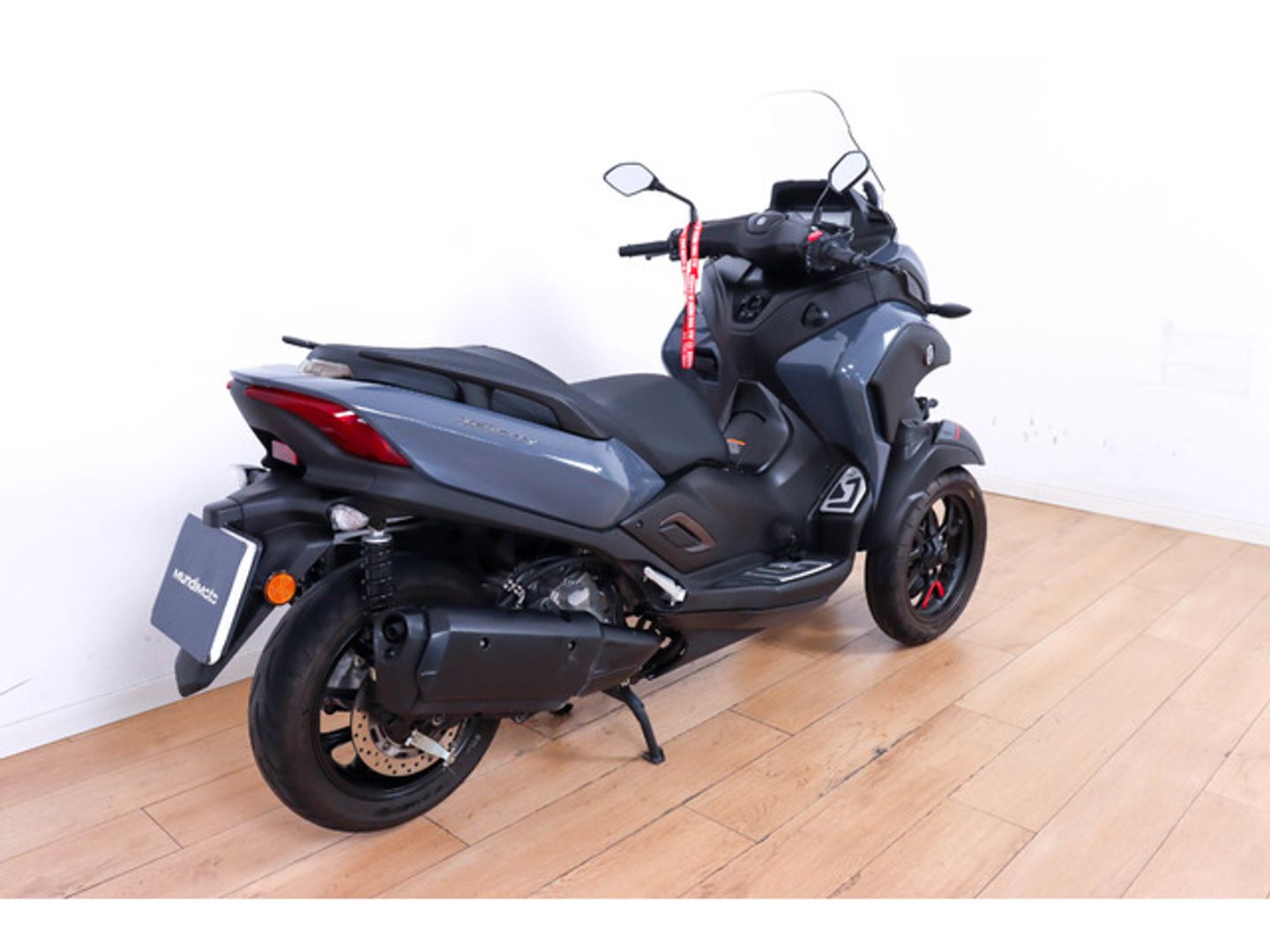 YAMAHA Tricity 300