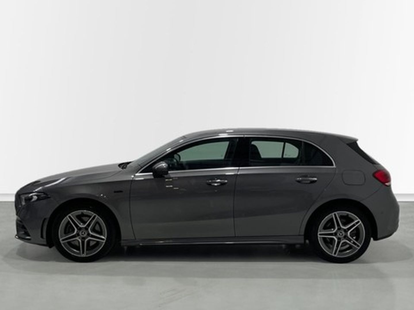 Mercedes-Benz Clase A 250 e 160 kW (218 CV)