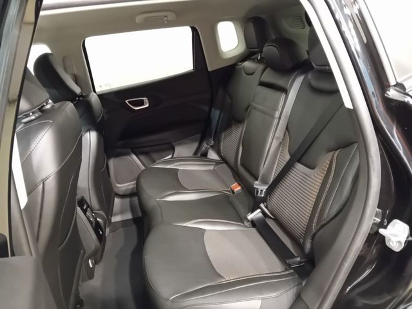 Jeep Compass 1.3 PHEV Upland AWD AT 177 kW (240 CV)