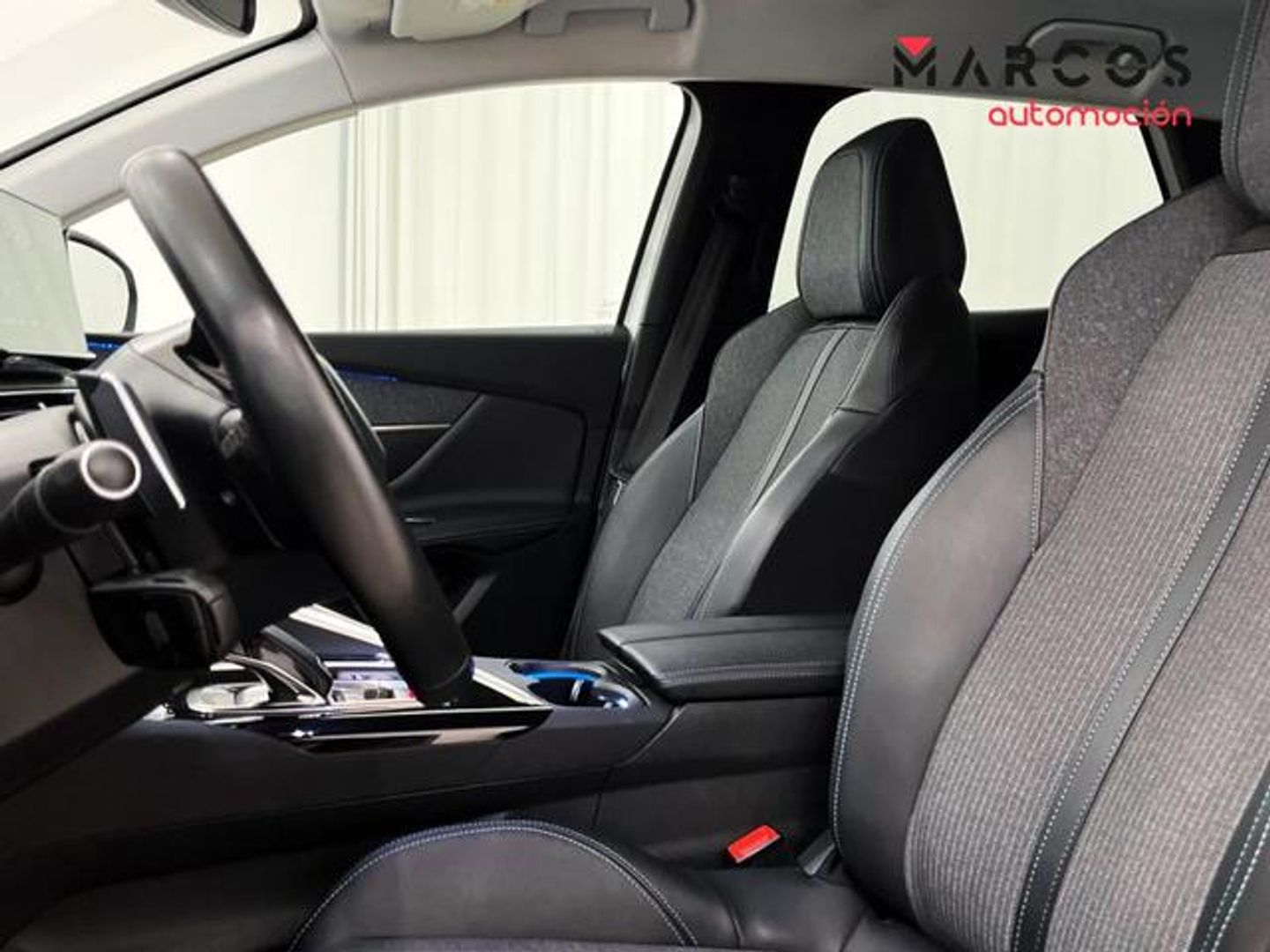 Peugeot 3008 PureTech 130 S&S Allure Pack EAT8 96 kW (130 CV)