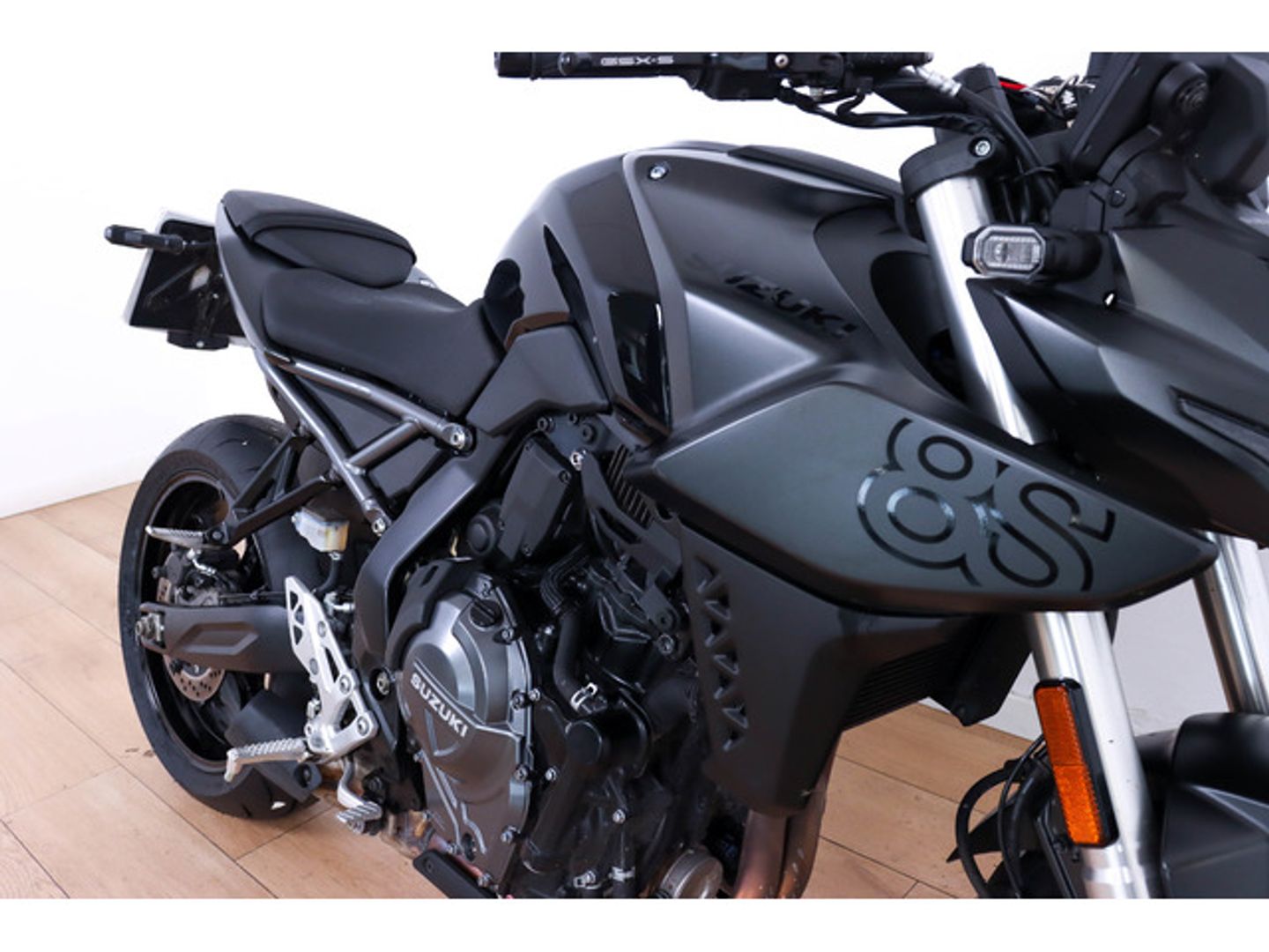 Suzuki GSX-8S