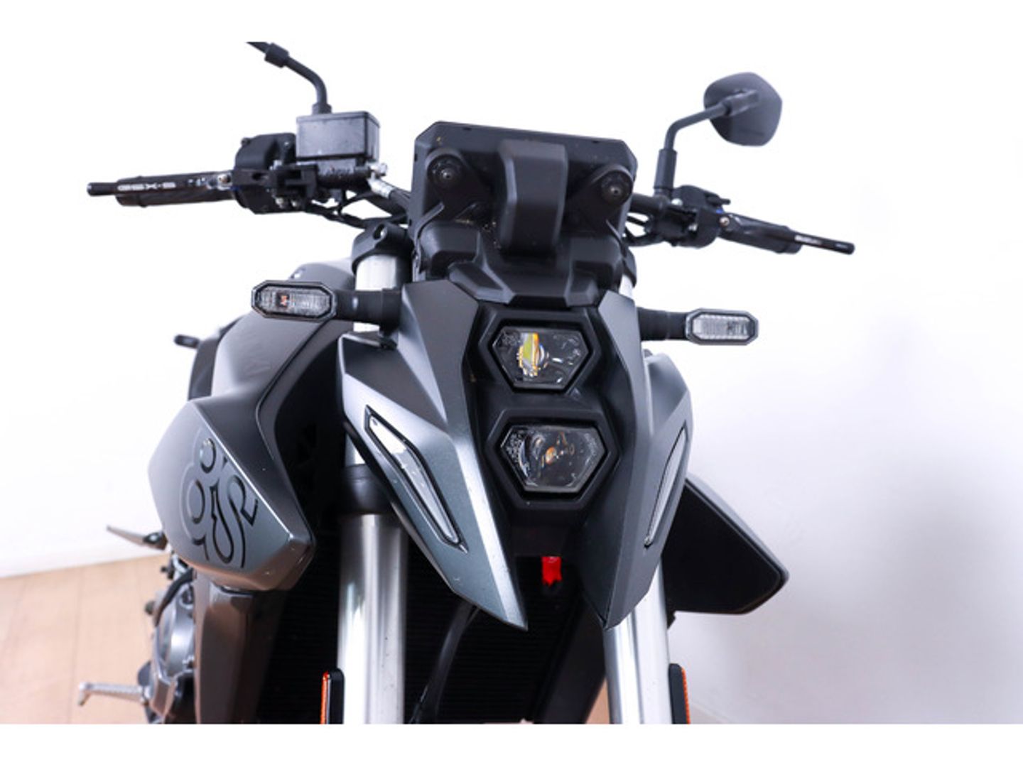 Suzuki GSX-8S