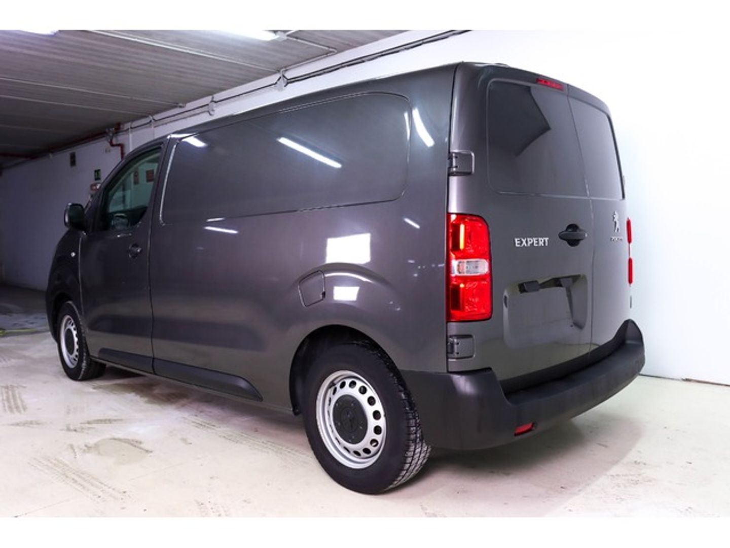 Peugeot Expert Furgon BlueHDi 100 Premium Standard 75 kW (102 CV)