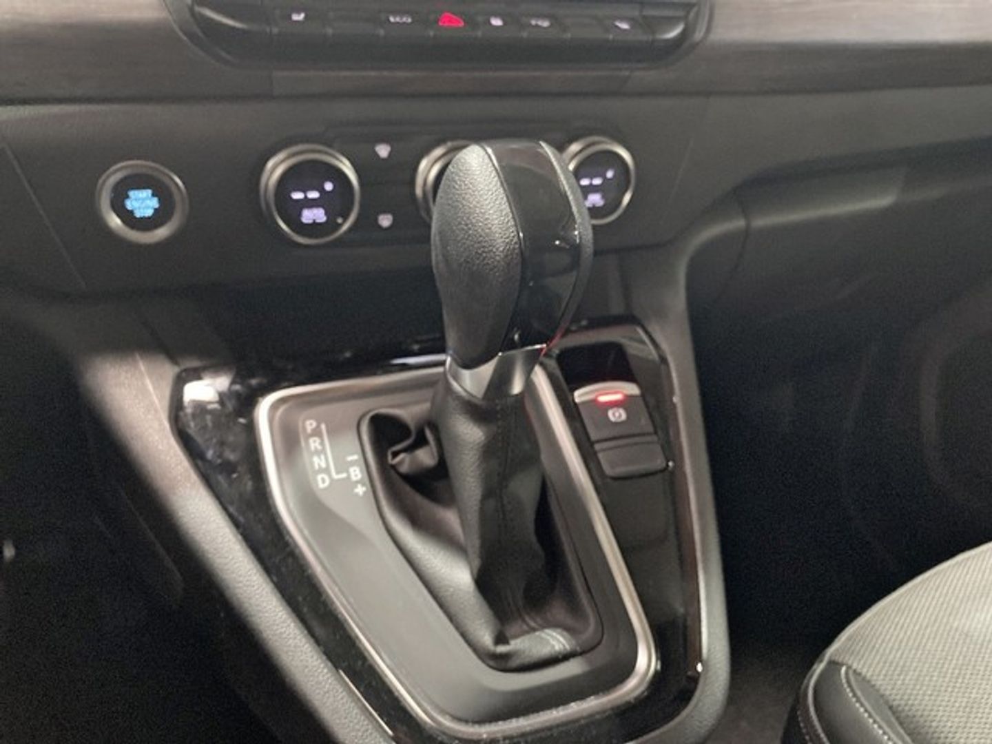 Renault Kangoo Combi E-TECH 22kW Techno L1 90 kW (122 CV)