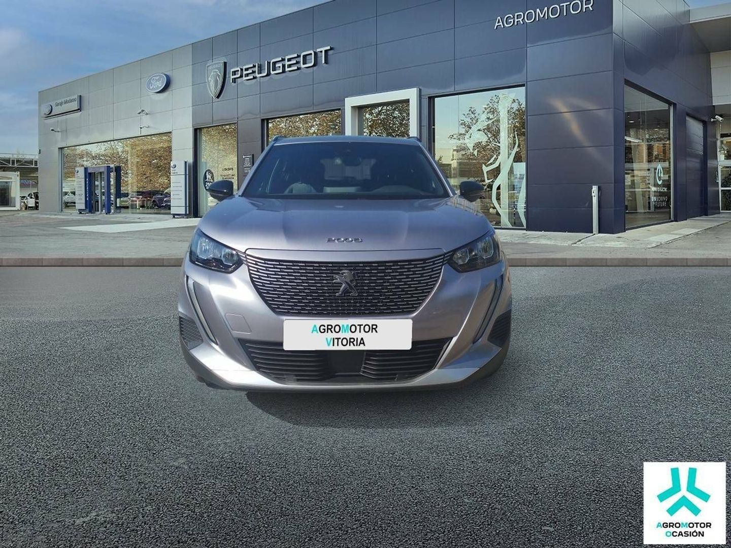 Peugeot e-2008 Eléctrico Allure 100 kW (136 CV)