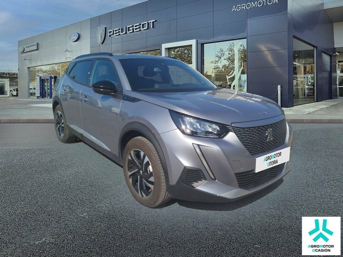 Peugeot e-2008 Eléctrico Allure 100 kW (136 CV)