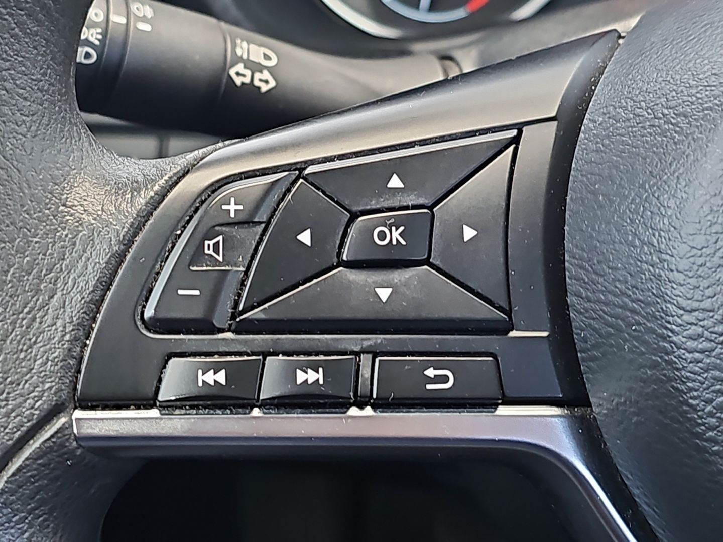 Nissan Juke DIG-T Acenta 84 kW (114 CV)