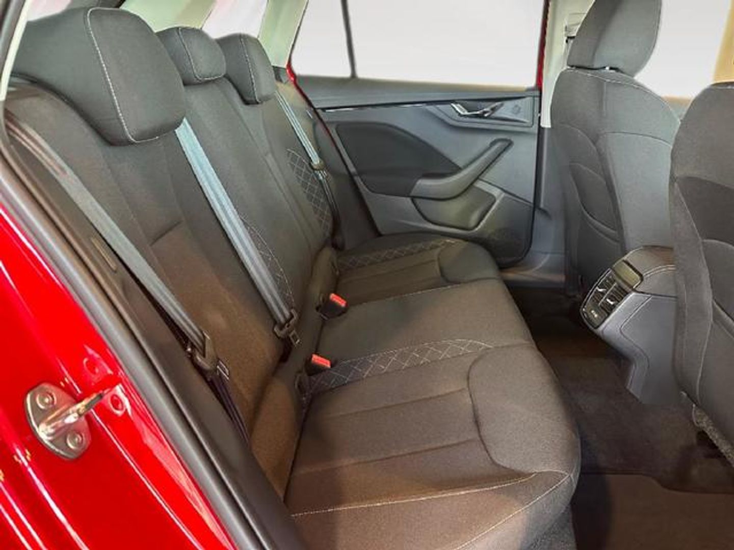 Skoda Kamiq 1.0 TSI Ambition 70 kW (95 CV)
