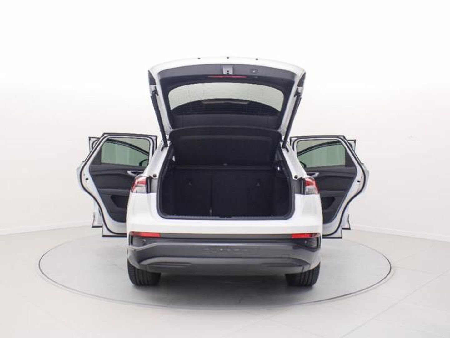 Audi Q4 e-tron Advanced 40 e-tron 150 kW (204 CV)