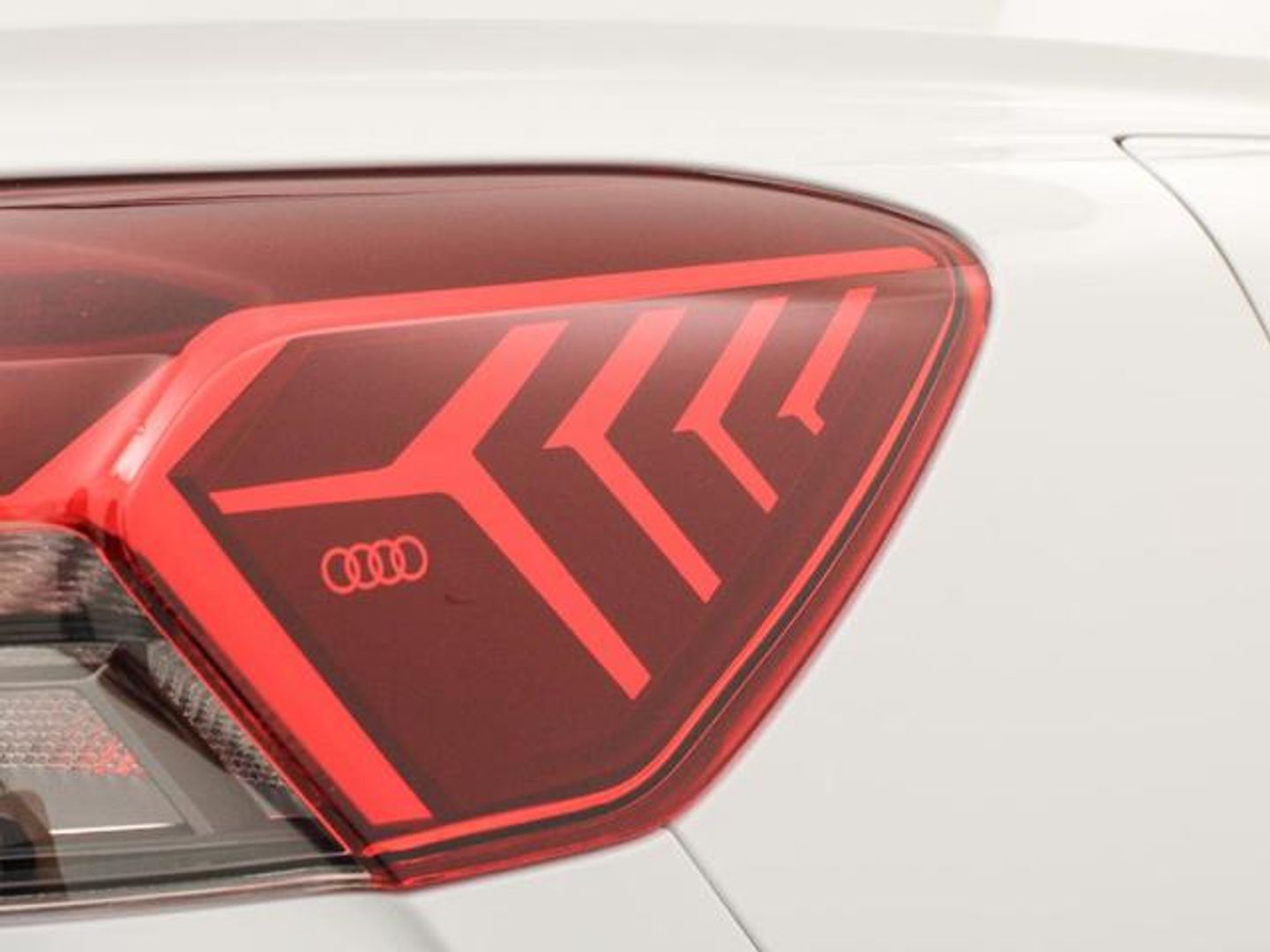 Audi Q4 e-tron Advanced 40 e-tron 150 kW (204 CV)