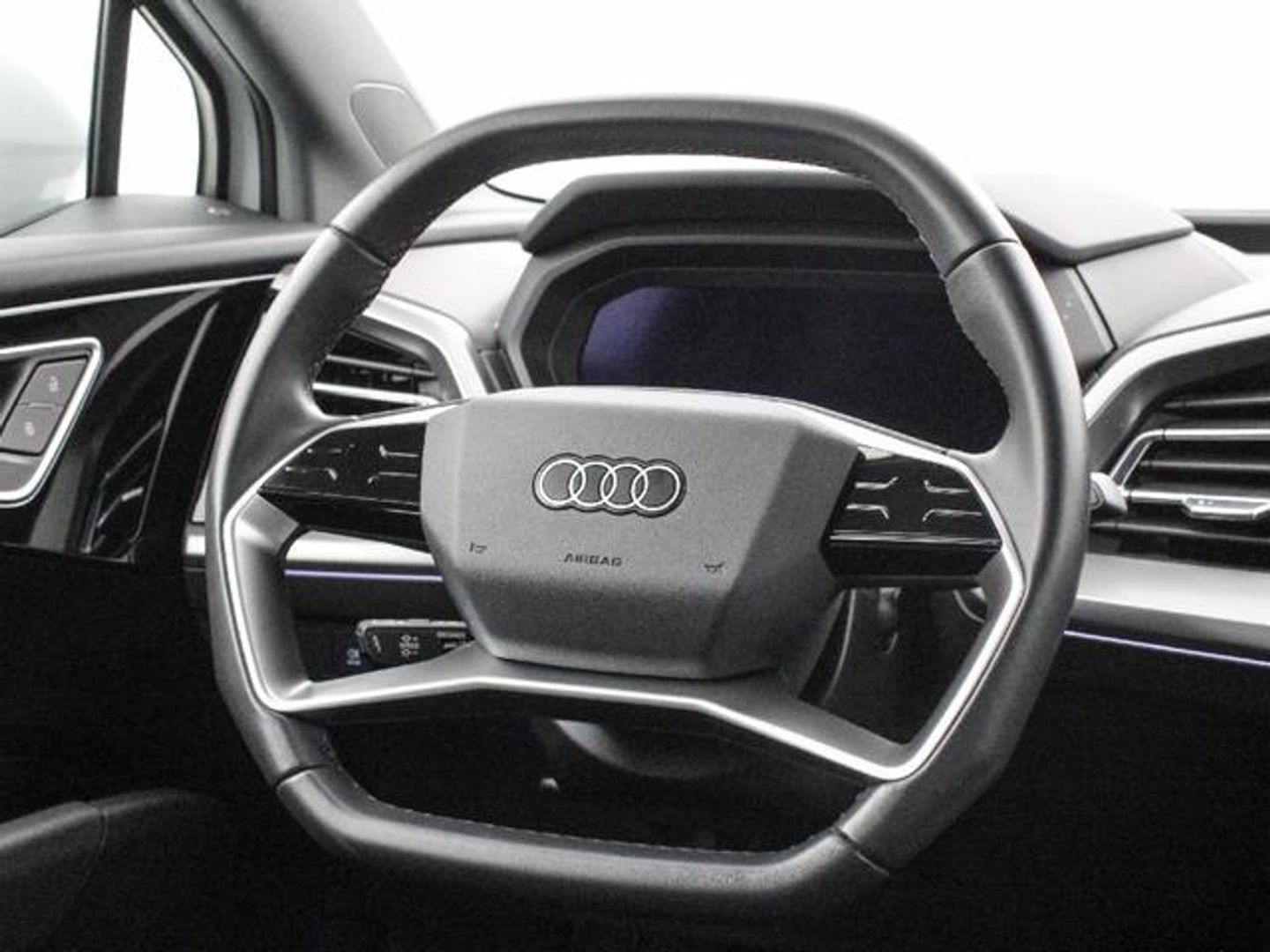 Audi Q4 e-tron Advanced 40 e-tron 150 kW (204 CV)