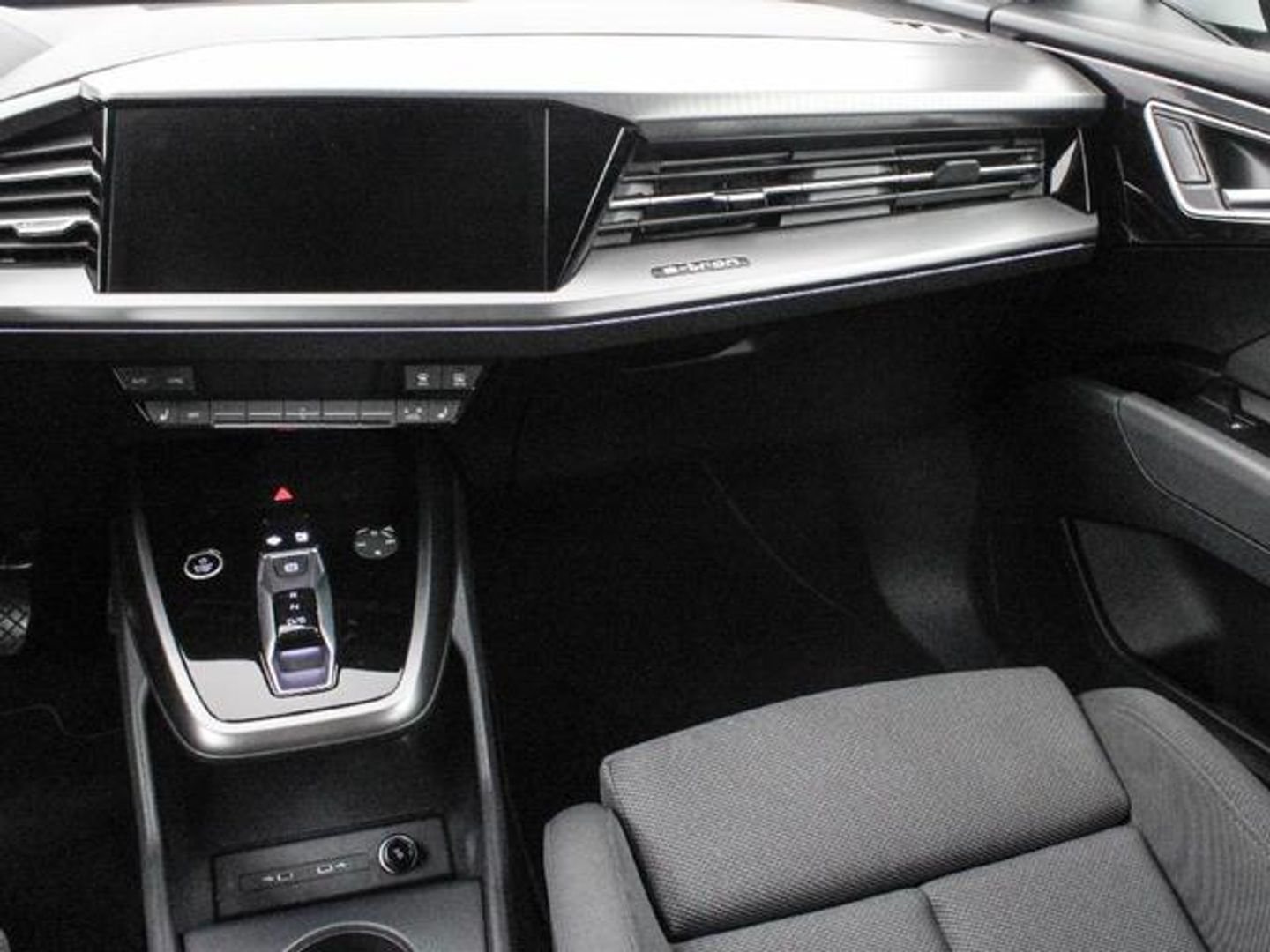Audi Q4 e-tron Advanced 40 e-tron 150 kW (204 CV)