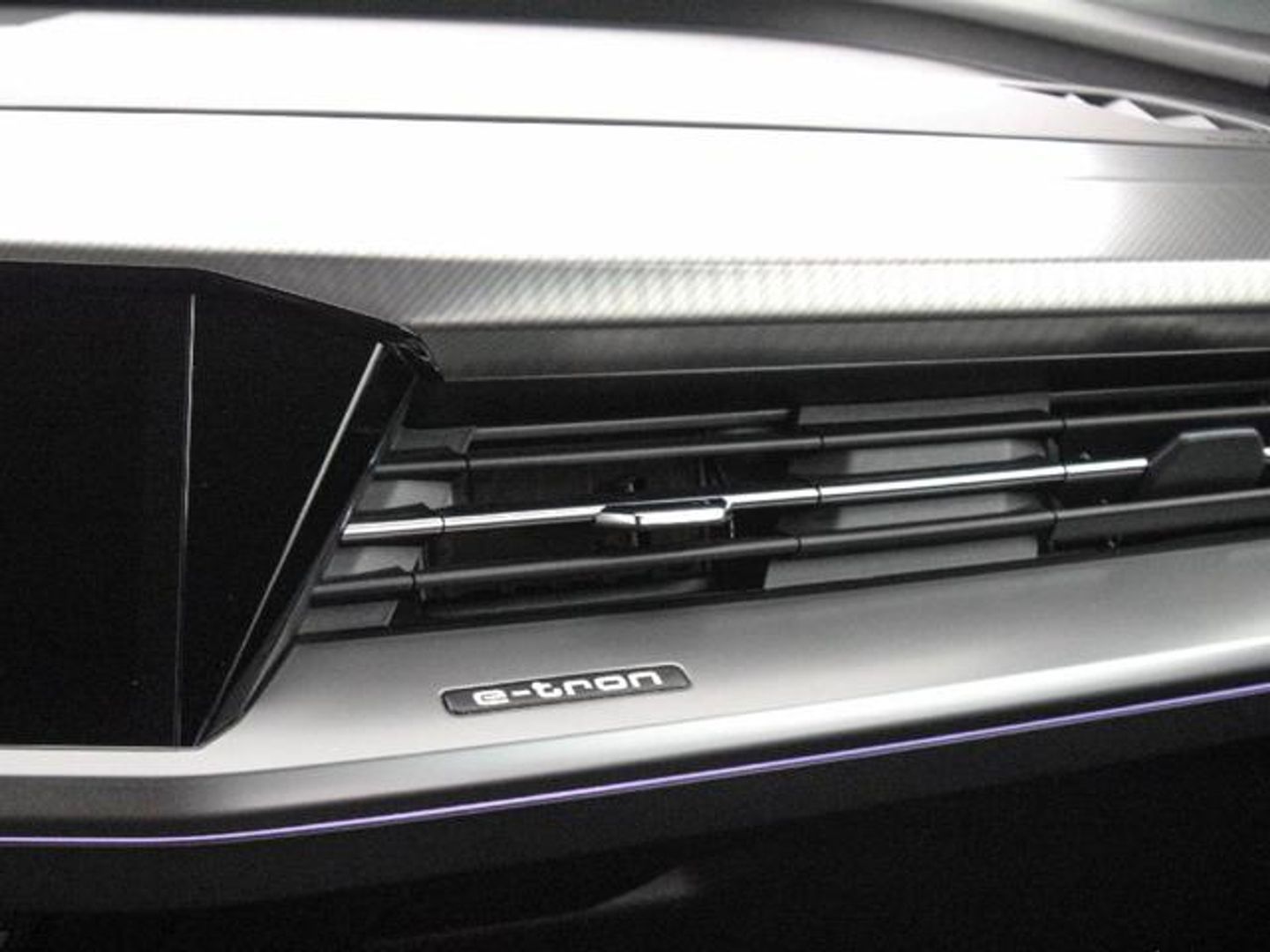 Audi Q4 e-tron Advanced 40 e-tron 150 kW (204 CV)