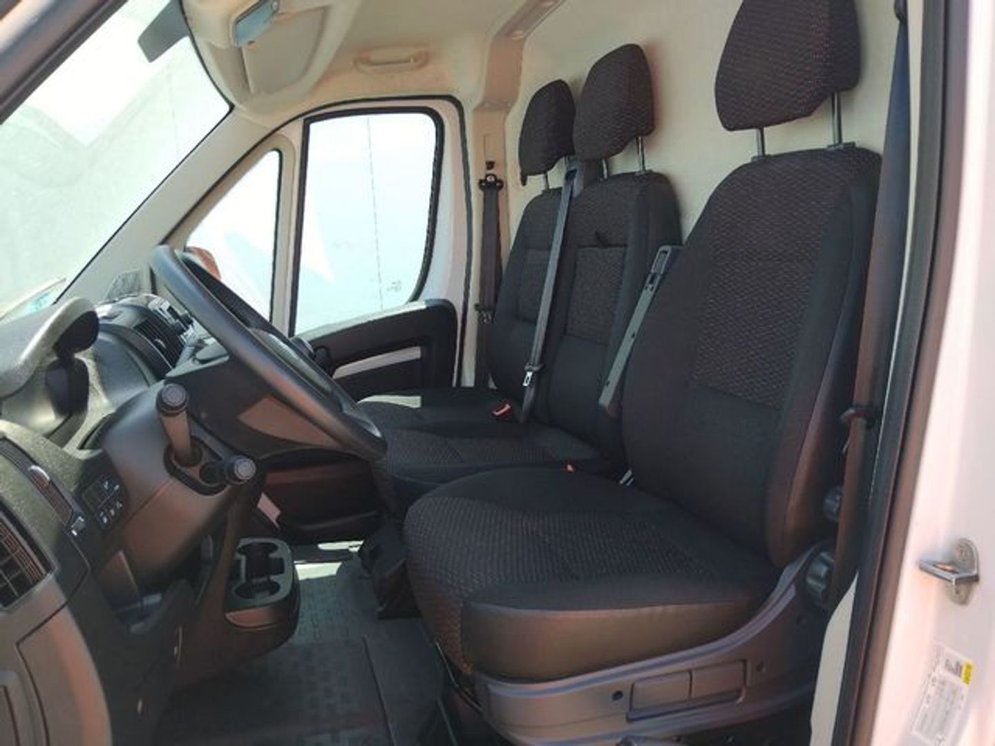 Citroen Jumper Furgon 2.2 HDI 35 S&S L3H2 103 kW (140 CV)