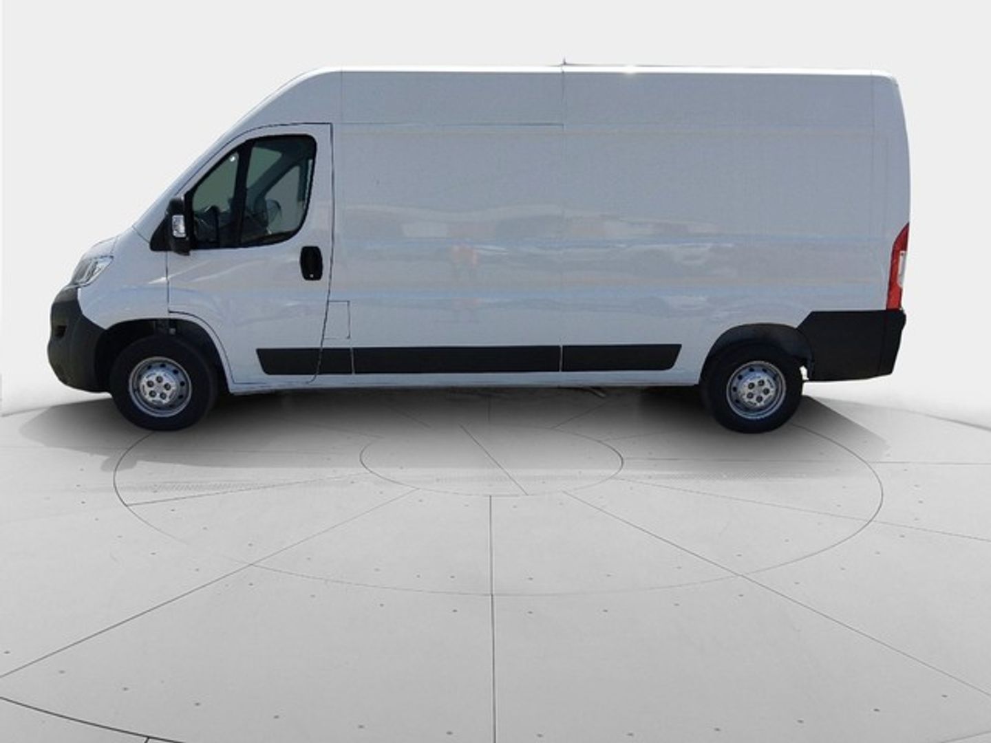 Citroen Jumper Furgon 2.2 HDI 35 S&S L3H2 103 kW (140 CV)