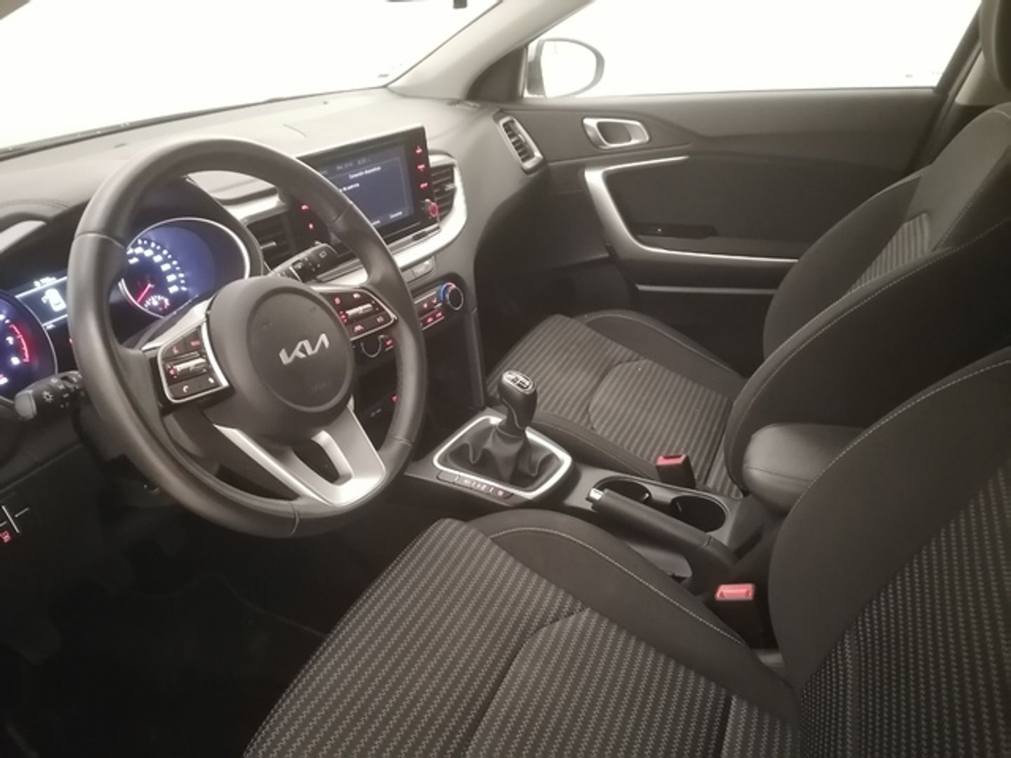 Kia XCeed 1.5 MHEV iMT Drive 118 kW (160 CV)
