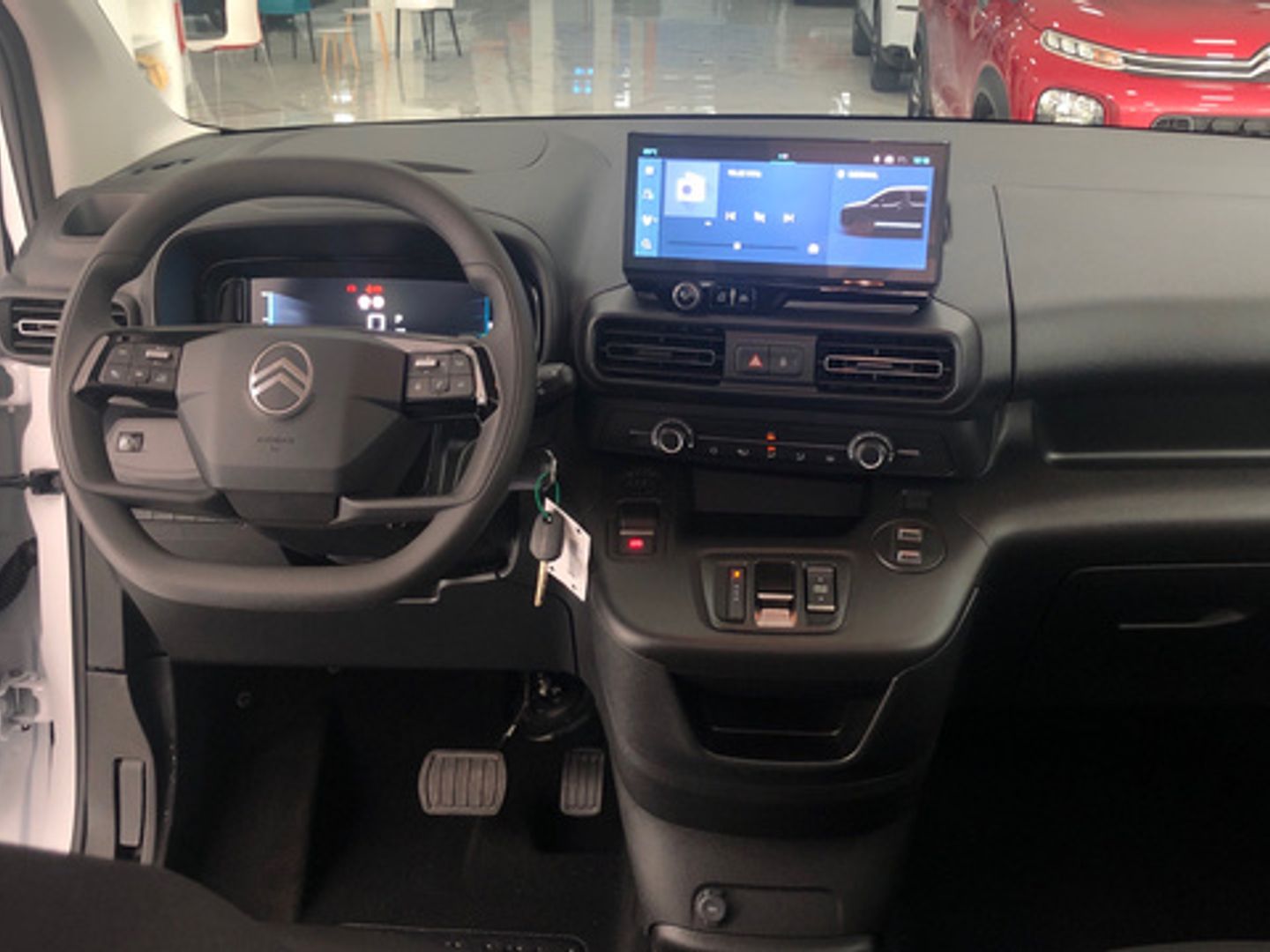 Citroen ë-Berlingo Talla M Plus 50 kWh 100 kW (136 CV)